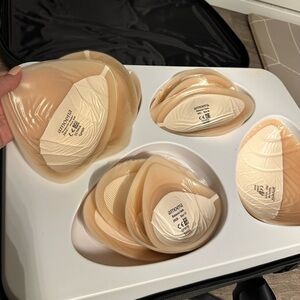 Amoena Breast Form . samples . New